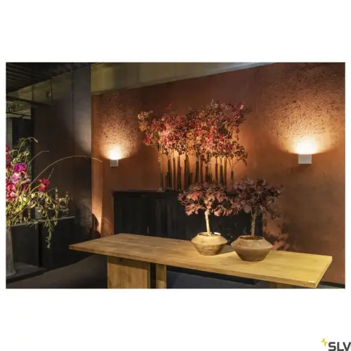 QUAD FRAME 19 Wall Lamp White Switch