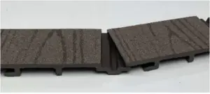 Tarima Exterior Sintética Maciza/Grapa Vista