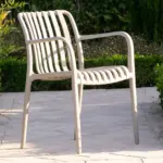 Cadeira da coleção Deba Vision