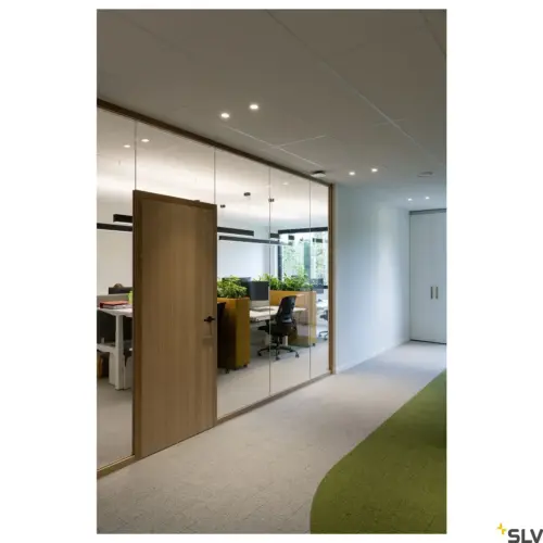 NEW TRIA® UNIVERSAL 68 Lamp