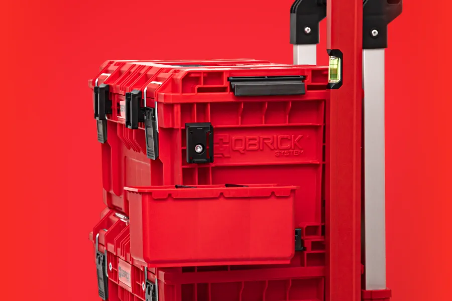 Qbrick Red